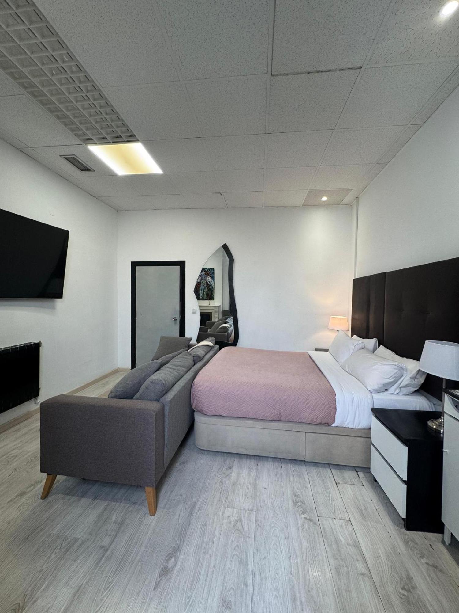 Opera Lux Hotel - Madrid — Photos 1