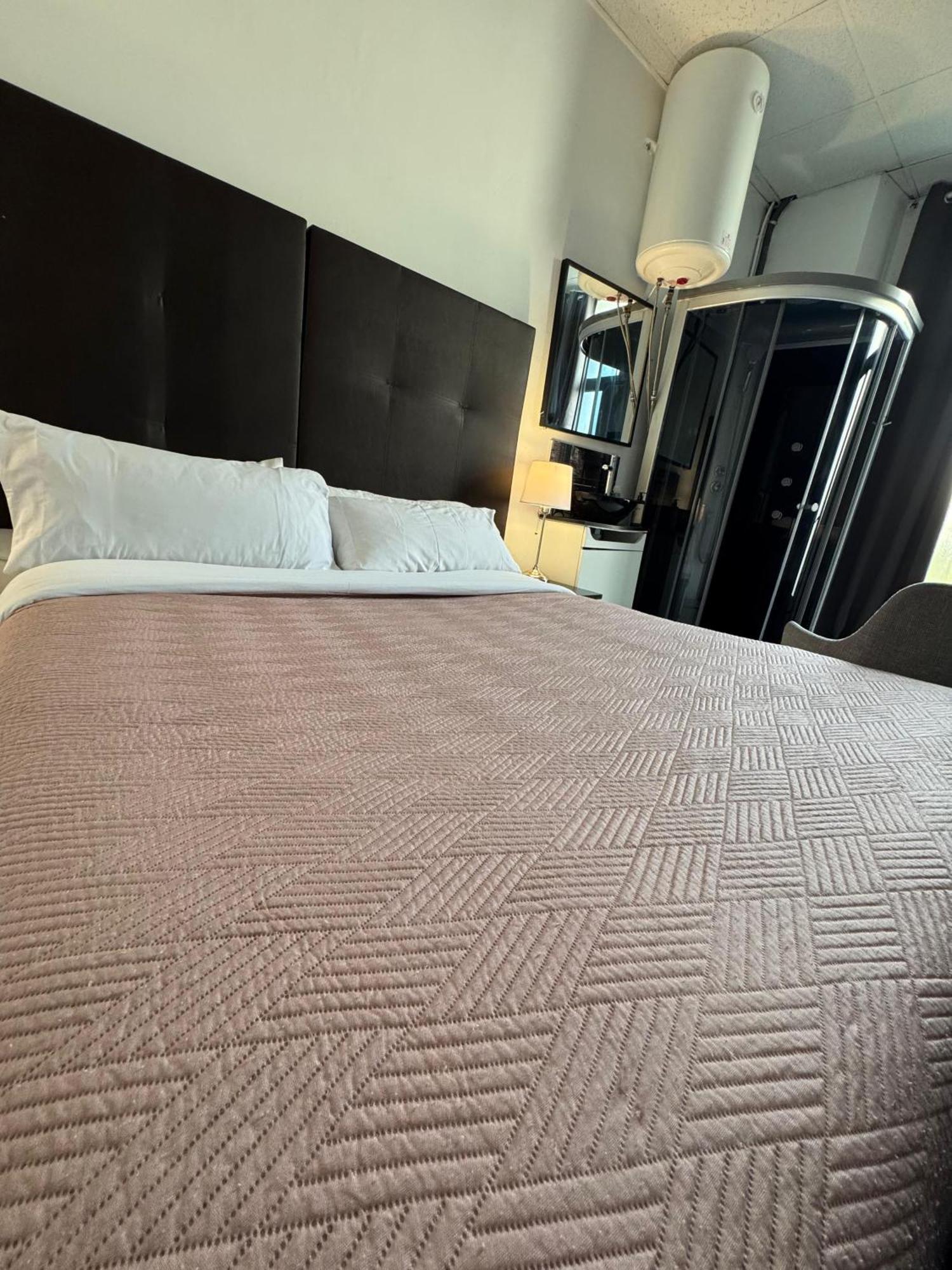 Opera Lux Hotel - Madrid — Photos 2